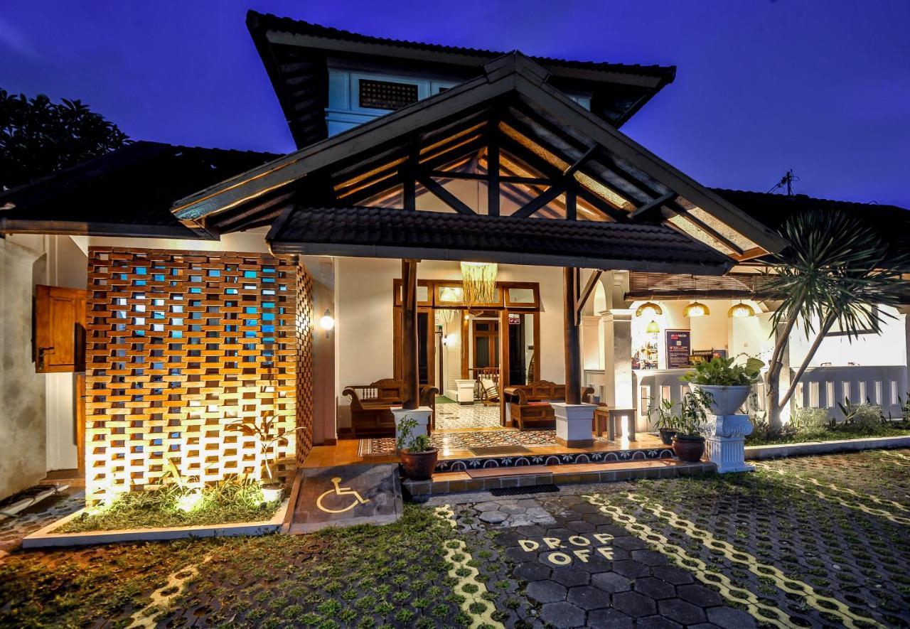 סלמן Rumah Mertua Heritage מראה חיצוני תמונה